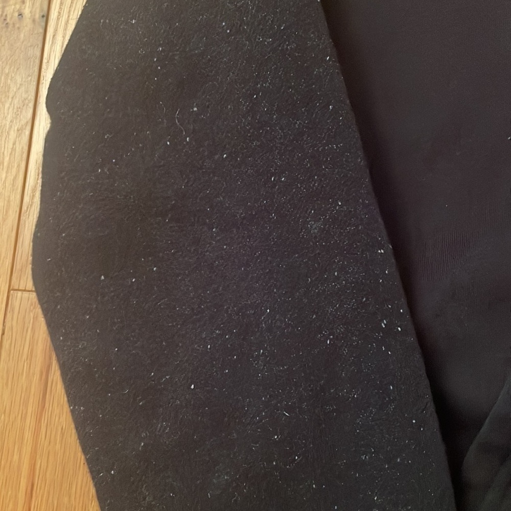 Crest W Wisconsin Badgers Women’s Sweatshirt - Picture 2 of 5